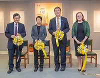 From left: Prof. Leung Yuen Sang, Mrs. Ng Wong Kar Wai, Prof. Joseph Sung, Ms. Louise Jones